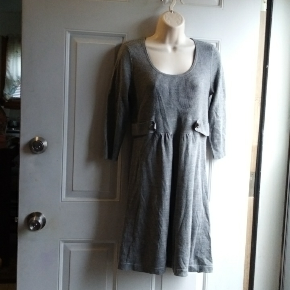 LOFT  Ann Taylor Petite Sweater Dress sz Med.